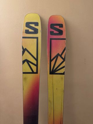 Esquís Salomon QST 106