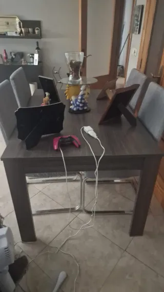 Mesa comedor madera y metal