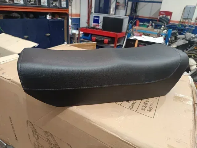 Asiento  originaL piaggio Vespino AL, ALX