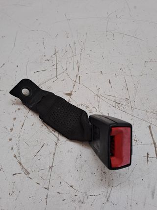 ENGANCHE CINTURON BMW SERIE 1 BERLINA (E81/E87) (5)