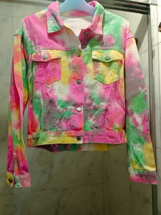 Cazadora vaquera multicolor tie-dye