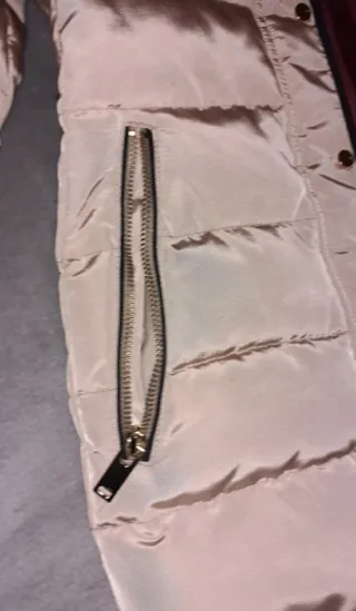 Plumas Etam beige acolchado