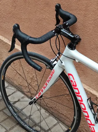 Bicicleta Cannondale SuperSix Carbono
