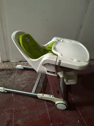 Trona Inglesina Verde Niños