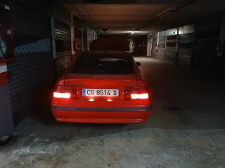 Porton trasero opel calibra (rojo)