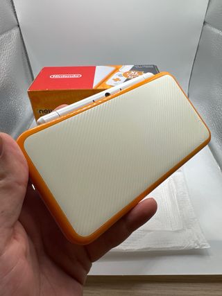 New Nintendo 2Ds XL blanca (Completa)