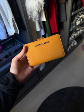 Cartera Michael Kors Mostaza