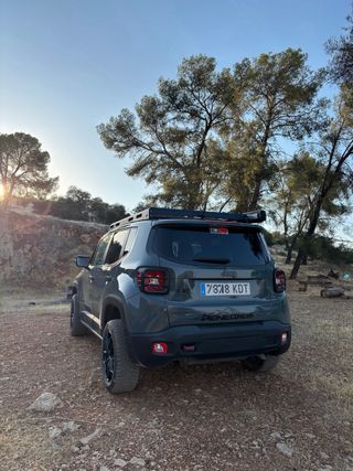 Jeep Renegade Trailhawk