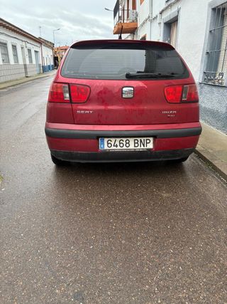 SEAT Ibiza 2001 cambio por moto 125