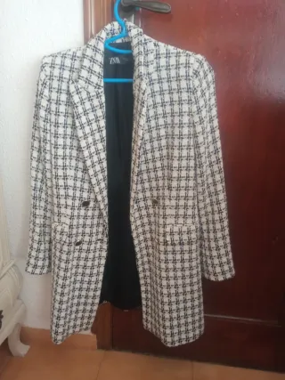 Blazer Zara cuadros blanco y negro