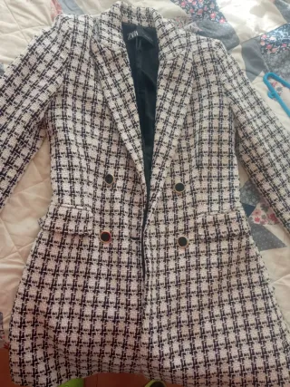 Blazer Zara cuadros blanco y negro