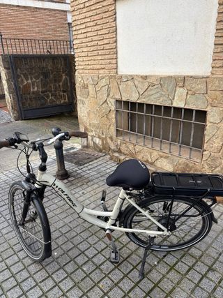 Bicicleta Eléctrica WOLFBIKE Radaway R28.