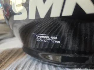 Casco SMK Typhoon (NUEVO)