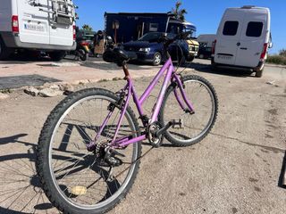 Bicicleta funcional antigua