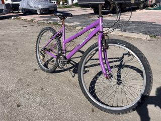 Bicicleta funcional antigua