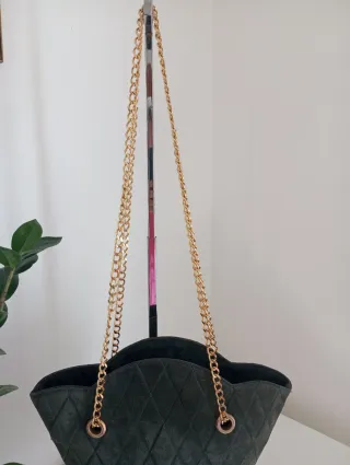 Borsa vintage trapuntata con catena dorata