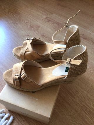 Sandalias cuña esparto Sara World beige