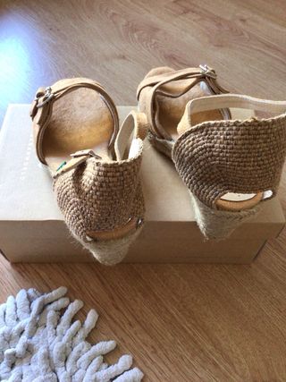 Sandalias cuña esparto Sara World beige