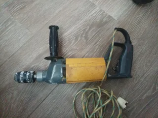 Taladro Casasl una velocidad