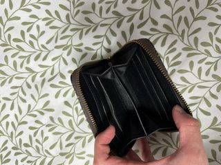 Monedero Guess Marrón y Dorado