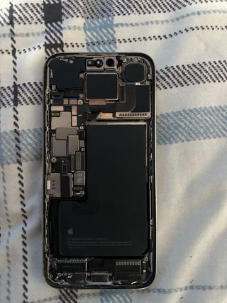 iPhone 15 Pro Max para repuestos o despiece.