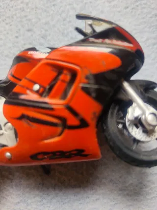 Lote 4 Motos a Escala 1:18