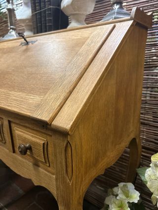 Escritorio antiguo