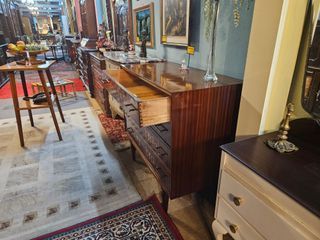 Cómoda Vintage - Muito bom estado geral Tamanho