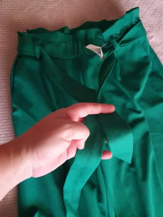 Pantalón fluido verde T.M (38/40) NUEVO