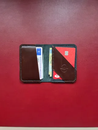 Cartera Bifold Cuero Marrón y Rojo