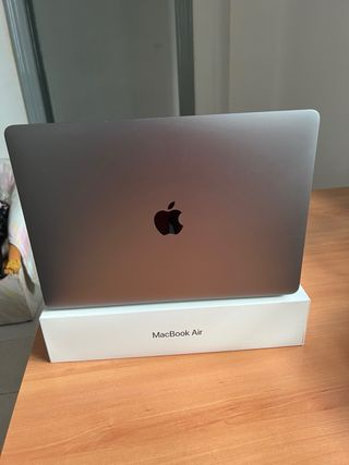 MacBook Air 13 2020 i7 2020 16GB RAM 500GB SSD