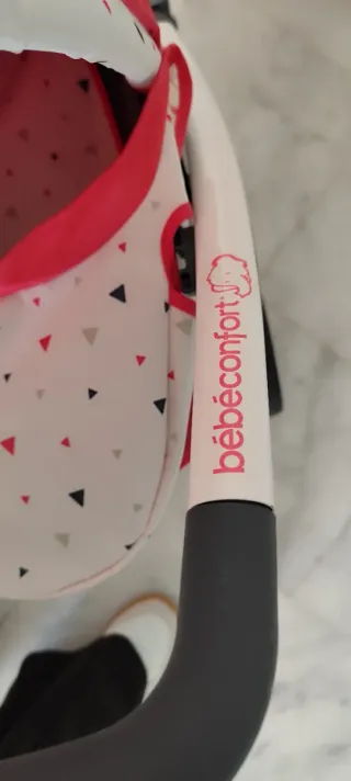 Carrito de bebé para muñecas Bebe confort