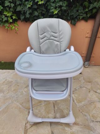 Trona de bebé plegable