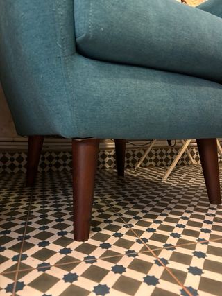 Sillon Butaca verde y patas madera