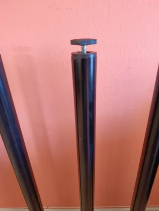 Juego 4 Patas Metálicas Negras regulables