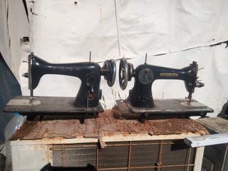 Máquina de coser antigua, marca Hexagon