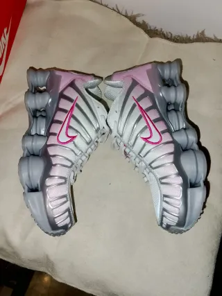 Zapatillas Nike Rosas y Blancas