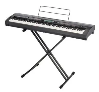 Piano Thomann SP5600 con soporte