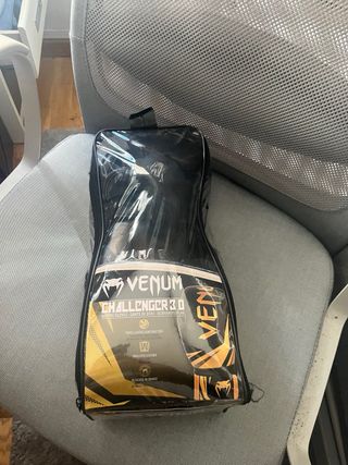 Guantes de boxeo VENUM negros