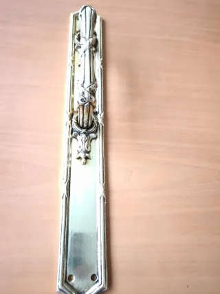 Manillón Antiguo Latón Macizo 38cm