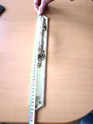 Manillón Antiguo Latón Macizo 38cm