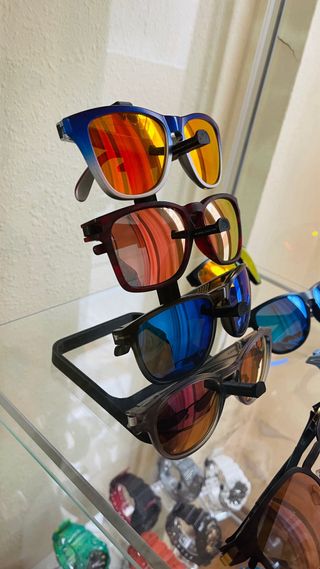 Soporte 4 gafas impresión 3D