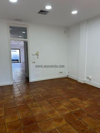 Local comercial en venta en Zona Norte en Estepona