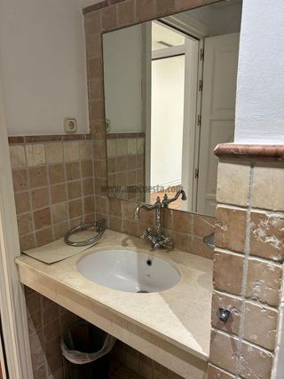 Local comercial en venta en Zona Norte en Estepona