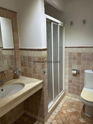 Local comercial en venta en Zona Norte en Estepona