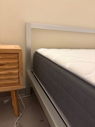 Cama de aluminio Alluminium Bed