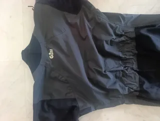 Traje seco Gill gris y naranja