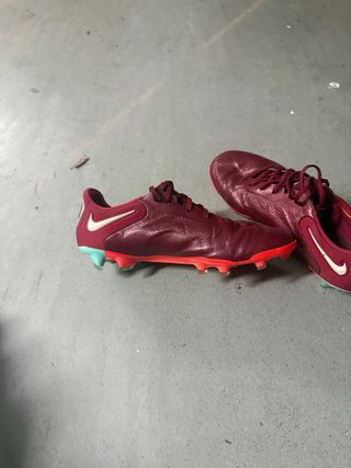 Botas de fútbol Nike Tiempo gama alta