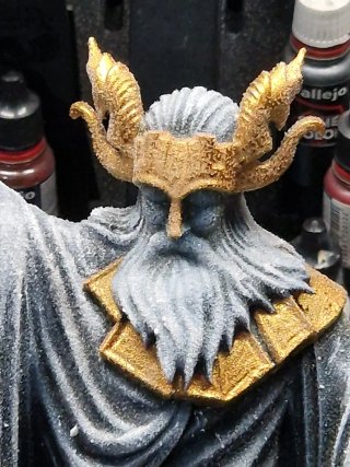 Estatua Odin Saint Seiya