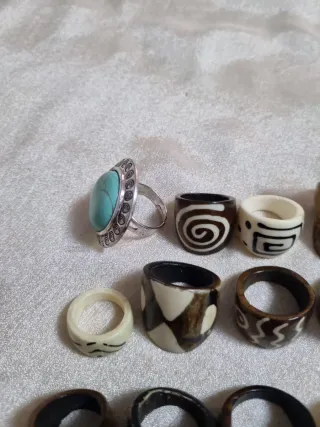Lote de 14 anillos de diseño tribal
